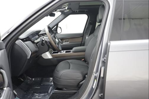 Grey 2027 Land Rover Range Rover SE