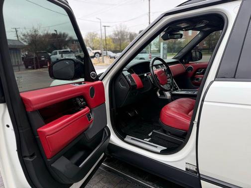 Valloire White Pearl 2021 Land Rover Range Rover Autobiography