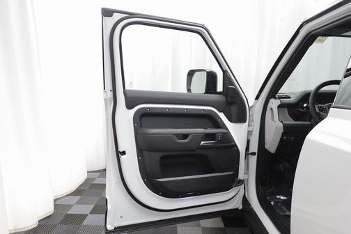 2026 Land Rover Defender S