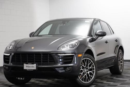 2018 Porsche Macan Base (PDK)