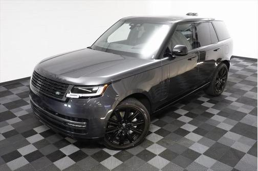 2025 Land Rover Range Rover P550e SE