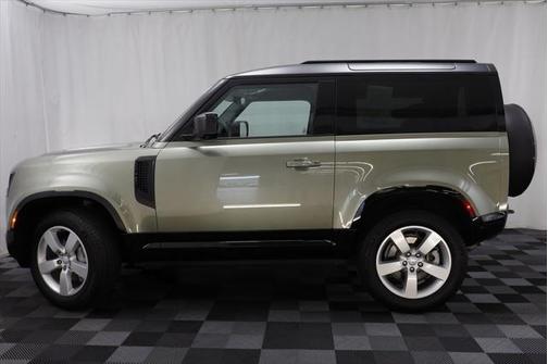 2024 Land Rover Defender 90 P400 X-Dynamic SE