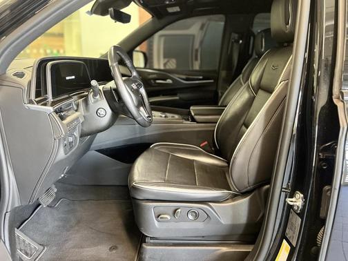 2021 Cadillac Escalade ESV Sport