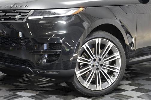 Santorini Black Metallic 2024 Land Rover Range Rover Sport SE