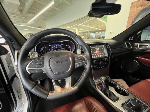 2017 Jeep Grand Cherokee SRT