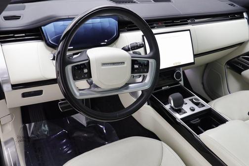 2023 Land Rover Range Rover P530 SE