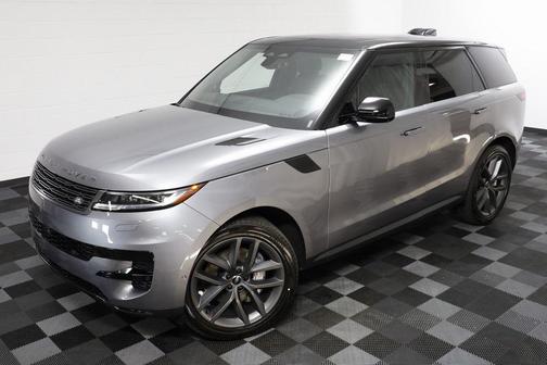 2025 Land Rover Range Rover Sport SE