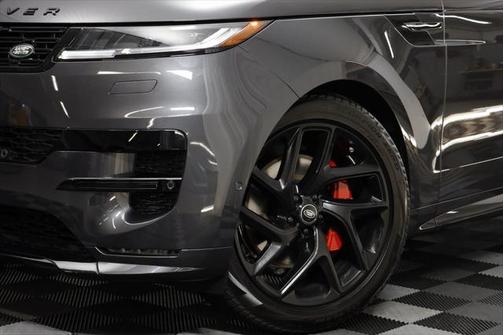 2025 Land Rover Range Rover Sport Dynamic