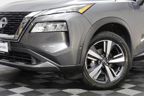 Gun Metallic 2023 Nissan Rogue SL