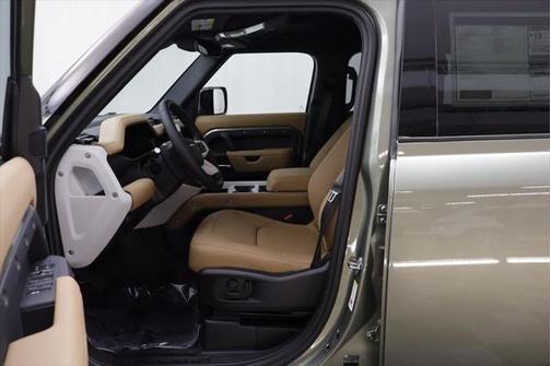 2025 Land Rover Defender S