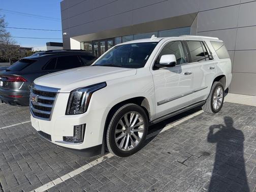 2020 Cadillac Escalade Premium Luxury