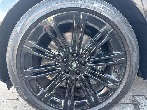 2023 Land Rover Range Rover Autobiography