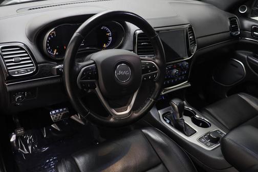 Diamond Black Crystal Pearlcoat 2021 Jeep Grand Cherokee High Altitude