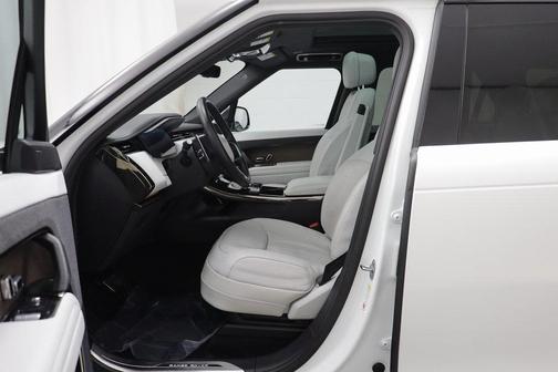2023 Land Rover Range Rover Sport SE