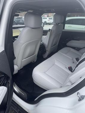 2023 Land Rover Range Rover Sport SE