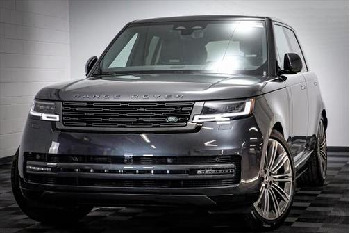 2025 Land Rover Range Rover P530 SE