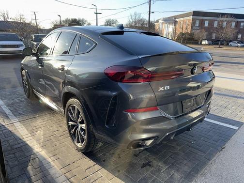 2022 BMW X6 xDrive40i