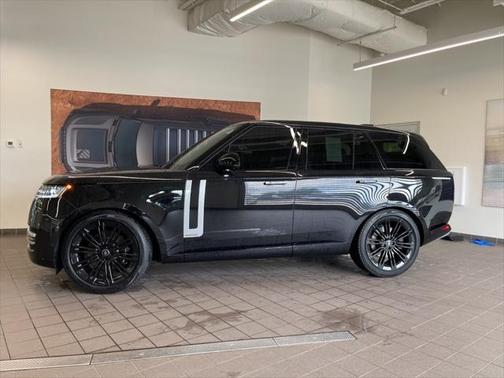 2024 Land Rover Range Rover P530 Autobiography