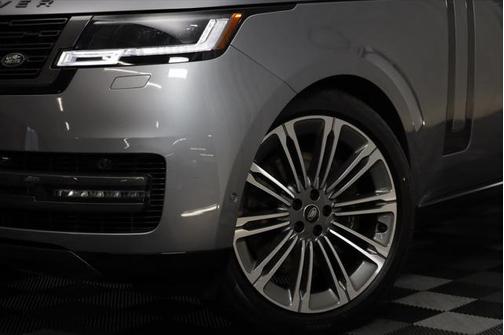 2023 Land Rover Range Rover P530 SE