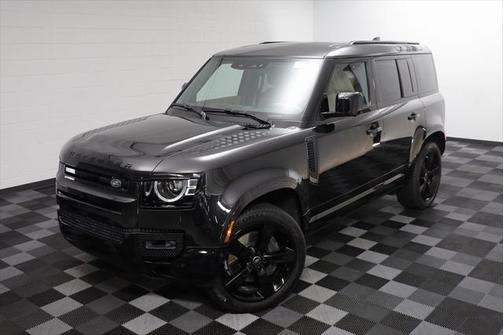 2025 Land Rover Defender X-Dynamic SE