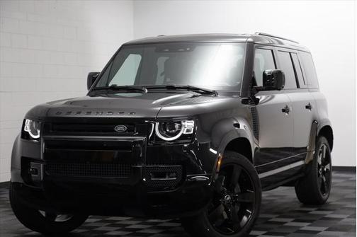 2025 Land Rover Defender X-Dynamic SE