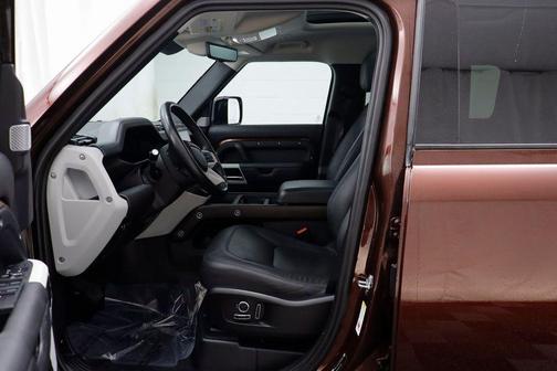 2023 Land Rover Defender 130 First Edition