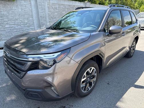 Brilliant Bronze Metallic 2025 Subaru Forester Premium
