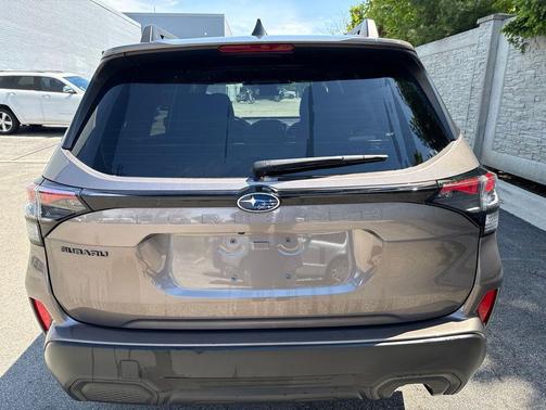 Brilliant Bronze Metallic 2025 Subaru Forester Premium