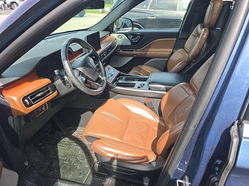 Blue Diamond Metallic 2020 Lincoln Aviator Reserve AWD