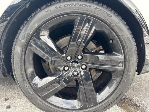 2023 Land Rover Discovery P360 HSE R-Dynamic