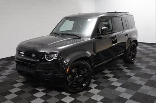 2025 Land Rover Defender X-Dynamic SE