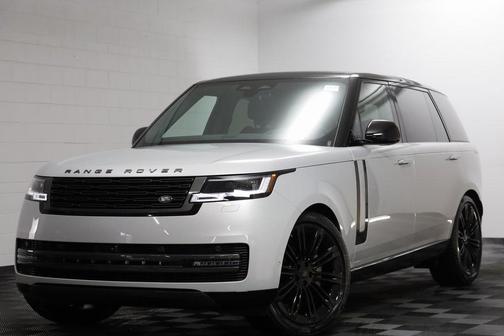 2026 Land Rover Range Rover SE