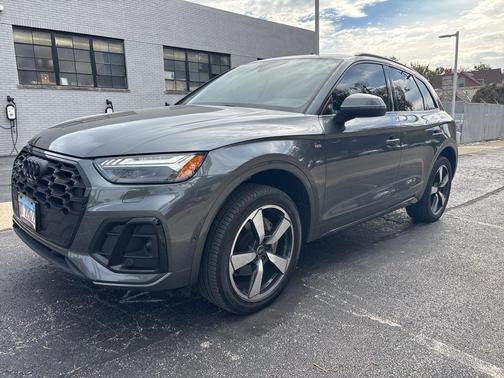 2023 Audi Q5 45 S line Prestige