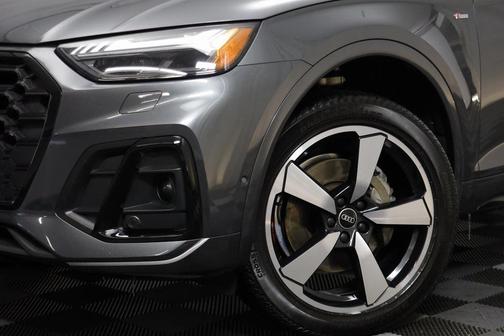 2023 Audi Q5 45 S line Prestige