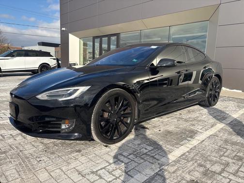 2020 Tesla Model S Long Range