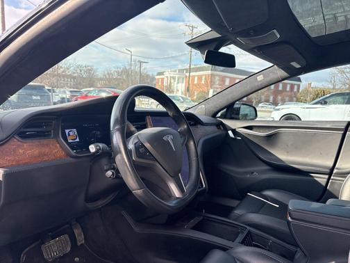 2020 Tesla Model S Long Range