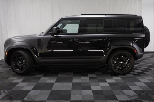 2025 Land Rover Defender 110 P300
