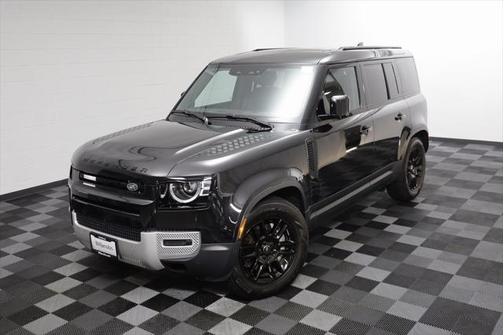 2025 Land Rover Defender 110 P300