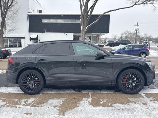 2024 Audi SQ8 4.0T Prestige