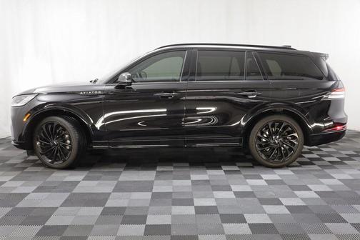 2025 Lincoln Aviator Reserve AWD