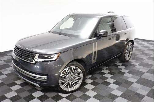 2025 Land Rover Range Rover P530 SE