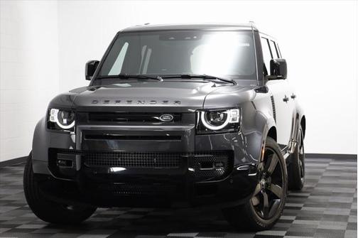 2025 Land Rover Defender 110 P400 X-Dynamic SE