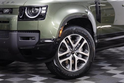 2026 Land Rover Defender P400 X-Dynamic SE