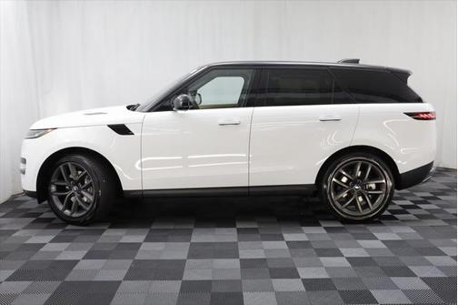 2025 Land Rover Range Rover Sport SE