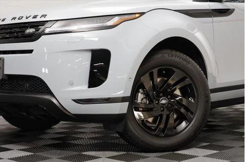 2025 Land Rover Range Rover Evoque Core S