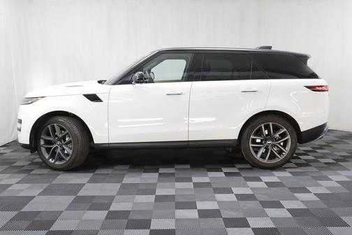 2025 Land Rover Range Rover Sport SE