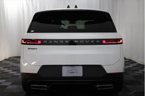 2025 Land Rover Range Rover Sport SE