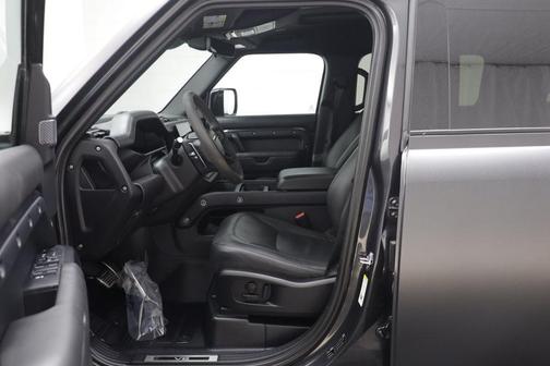 Carpathian Grey Premium Metallic 2023 Land Rover Defender 110 Carpathian Edition