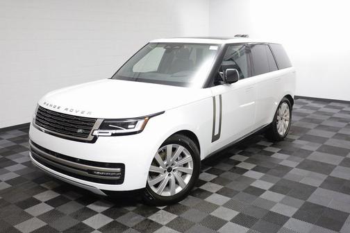 2026 Land Rover Range Rover SE