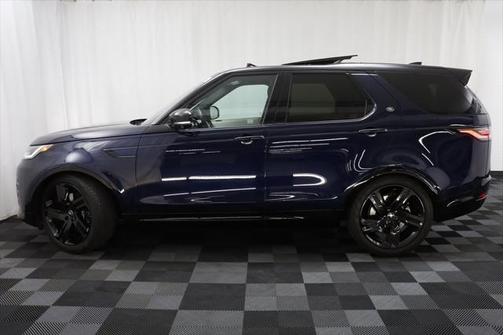 2023 Land Rover Discovery P360 Metropolitan Edition